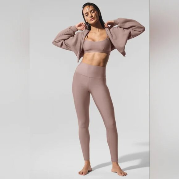 Alo Yoga High-Waist Airlift 7/8 Legging - Picture 3 of 8